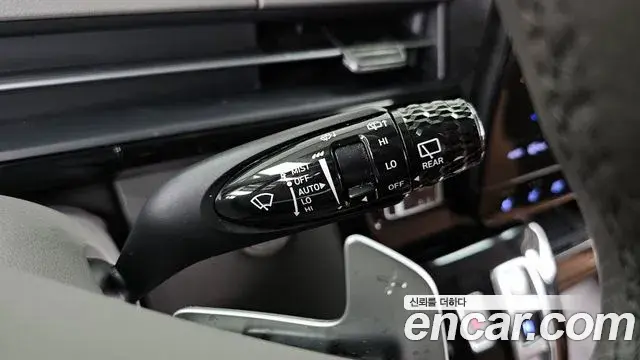 Hyundai Staria 2024 — Şəkil 18/32