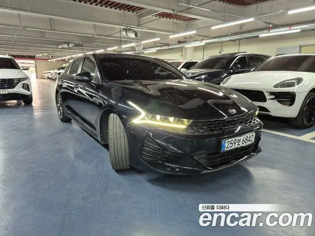 Kia K5 2020 — Photo 8/17