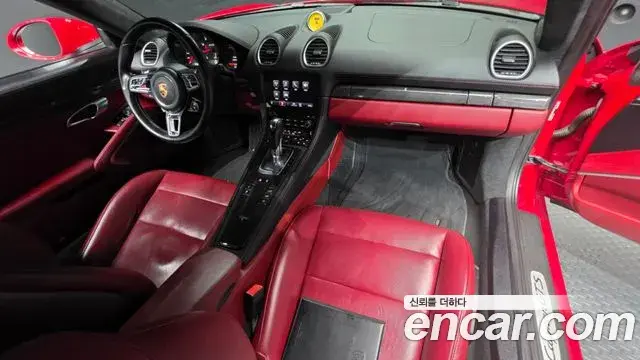 Porsche 718 Cayman 2019 — Şəkil 22/34
