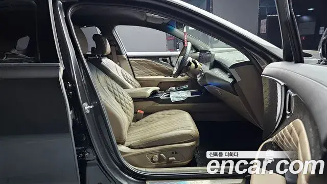 Kia K8 2022 — Photo 18/20