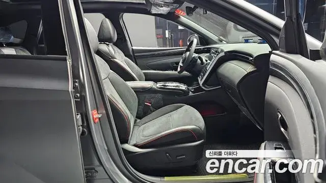 Hyundai Tucson Hybrid 2023 — Photo 5/20
