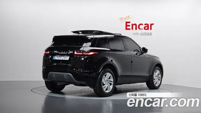 Land Rover Range Rover Evoque 2025 — Фото 1/20