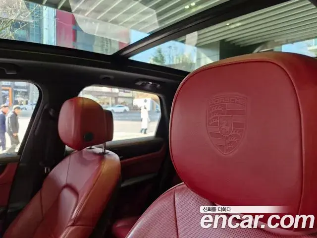 Porsche Cayenne 2020 — Şəkil 17/19