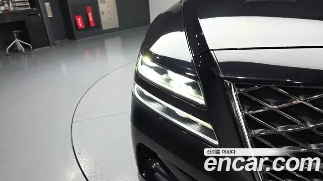 Genesis GV80 2020 — ფოტო 29/31