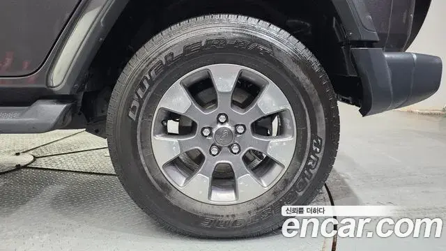 Jeep Wrangler 2019 — Photo 5/31