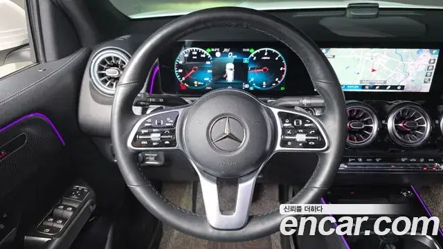 Mercedes-Benz GLB-Class 2022 — ფოტო 5/34