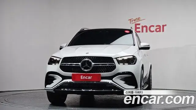Mercedes-Benz GLE-Class 2025 — ფოტო 2/20