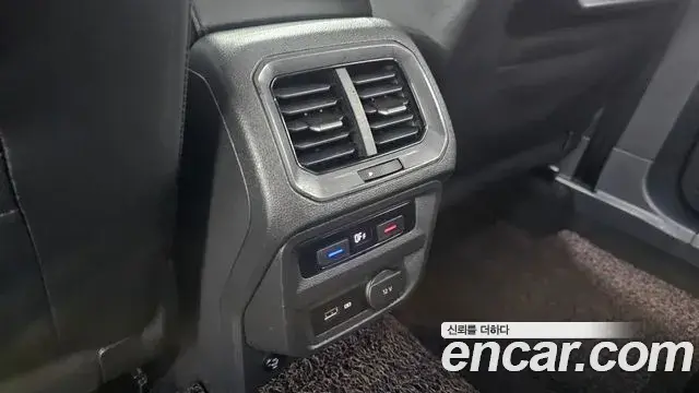 Volkswagen Tiguan 2020 — Şəkil 17/20