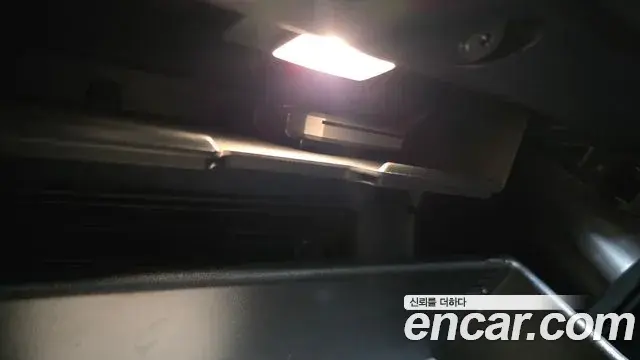 Volvo XC40 2021 — Photo 25/33