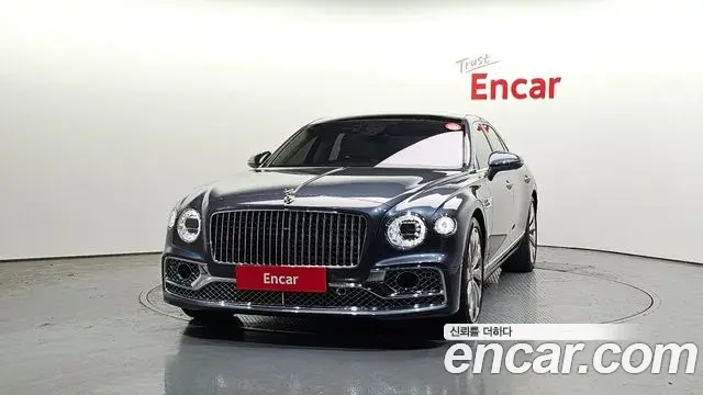 Bentley Flying Spur 2022 — ფოტო 1/20