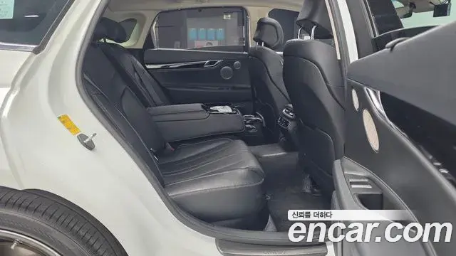 Genesis G80 2020 — ფოტო 16/37