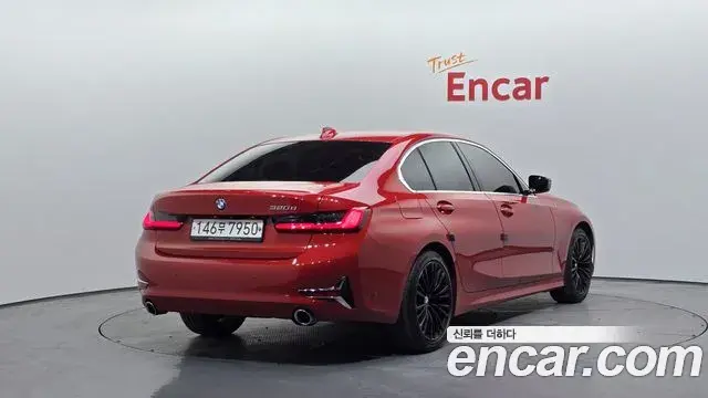 BMW 3 Series 2019 — Şəkil 11/35