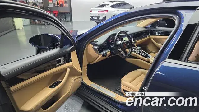Porsche Panamera 2018 — Photo 10/20