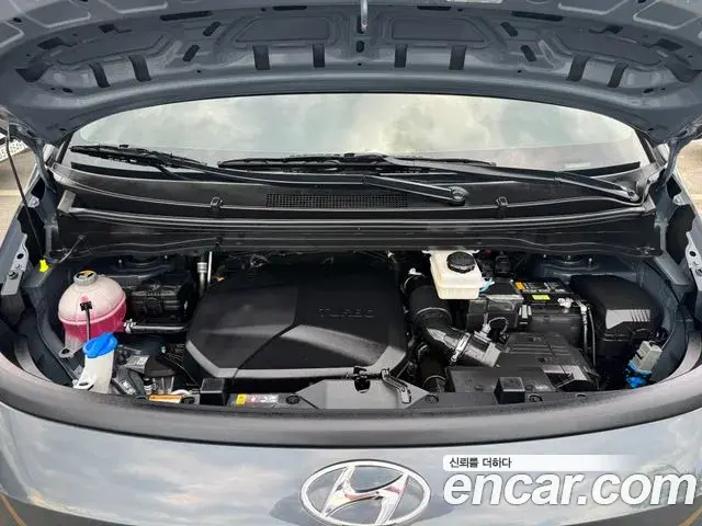 Hyundai Staria 2022 — Photo 13/19