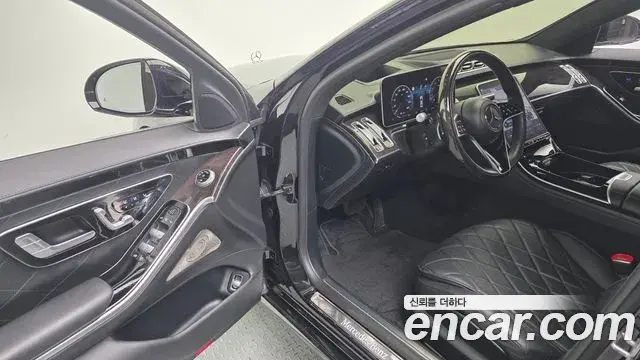 Mercedes-Benz S-Class 2021 — Photo 3/20