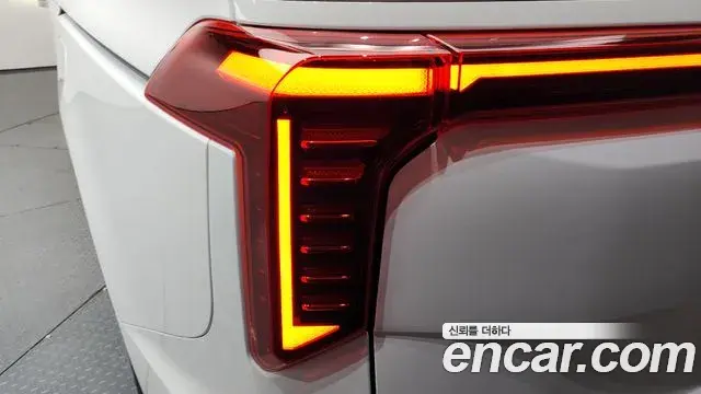 Kia Carnival 2025 — Photo 19/33