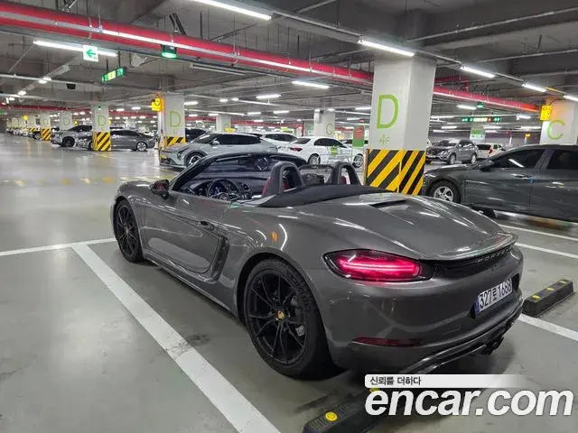 Porsche 718 Boxster 2018 — Şəkil 10/20