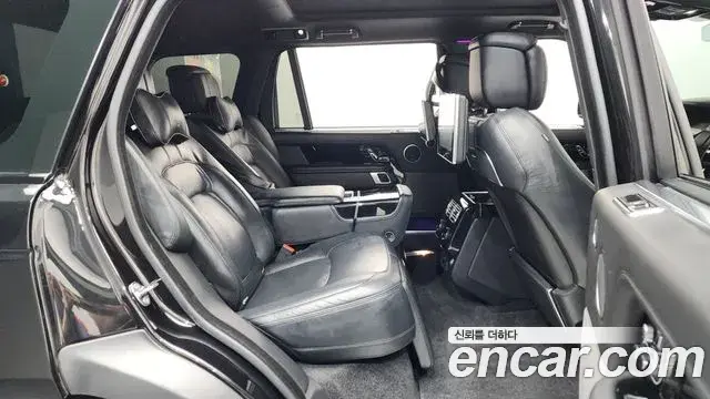 Land Rover Range Rover 2019 — Şəkil 16/39