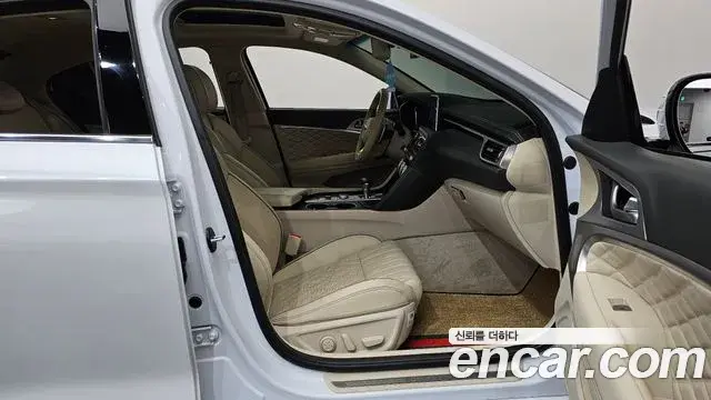 Genesis G70 2018 — ფოტო 37/40