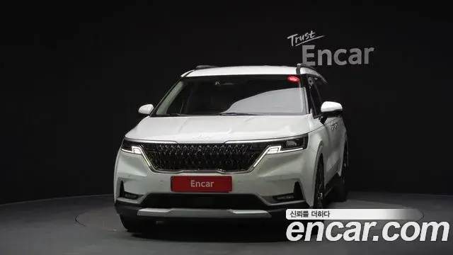 Kia Carnival 2022 — Фото 3/20