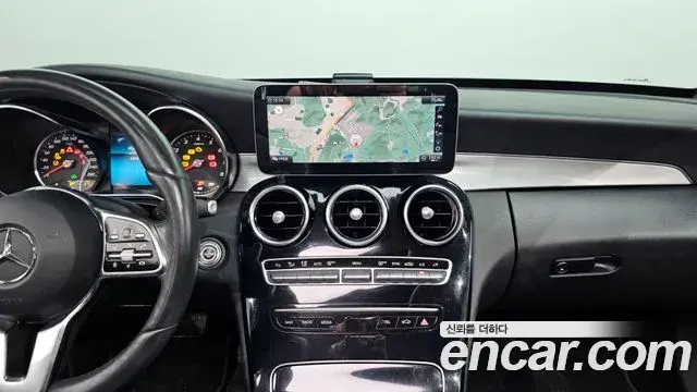 Mercedes-Benz C-Class 2020 — Фото 13/20