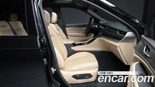 Jeep Grand Cherokee 2023 — ფოტო 5/32