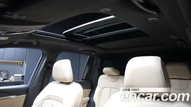 Jeep Grand Cherokee 2023 — ფოტო 14/32
