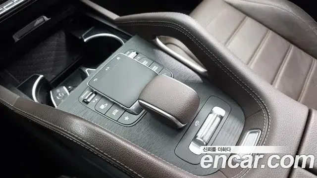 Mercedes-Benz GLE-Class 2023 — Şəkil 18/20