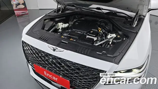 Genesis GV80 2020 — Photo 6/20