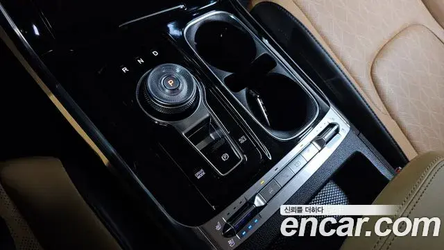 Kia Carnival 2022 — Фото 9/20