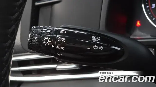 Hyundai The New Avante Hybrid 2020 — Şəkil 9/30