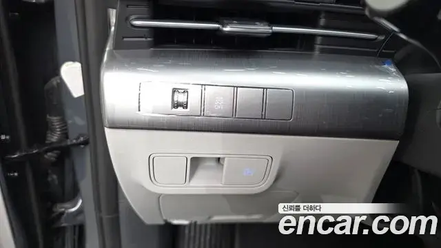 Hyundai Kona 2023 — Фото 18/20