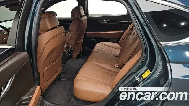 Genesis G80 2022 — ფოტო 13/34