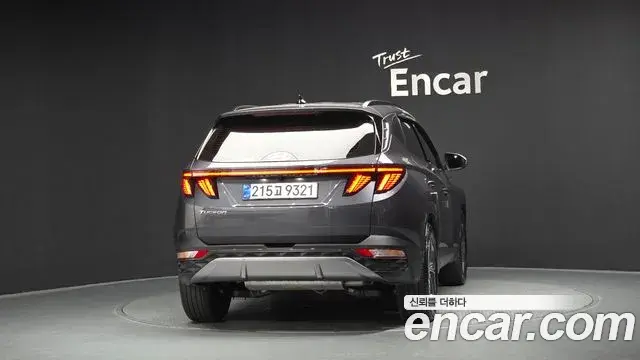 Hyundai The New Tucson 2022 — Фото 3/20