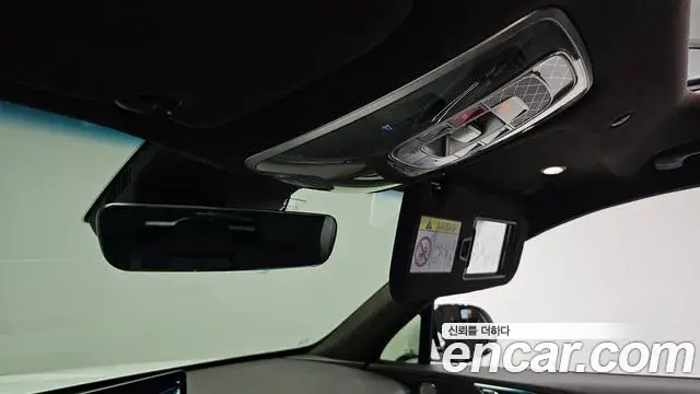 Genesis GV80 2022 — Photo 15/34