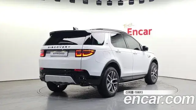 Land Rover Discovery Sport 2026 — ფოტო 4/20