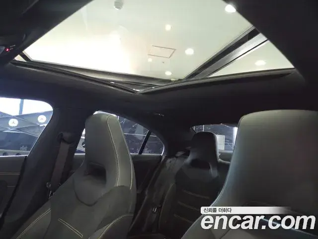 Mercedes-Benz CLA-Class 2025 — Фото 11/20
