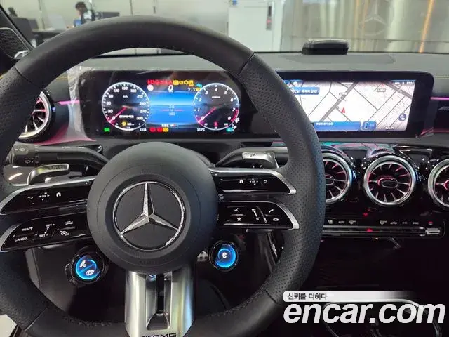 Mercedes-Benz CLA-Class 2025 — Фото 16/20