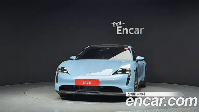 Porsche Taycan 2023 — Şəkil 14/35