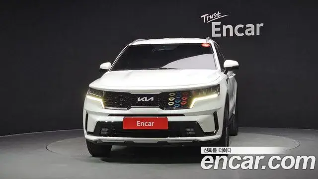 Kia Sorento 2022 — Фото 3/20