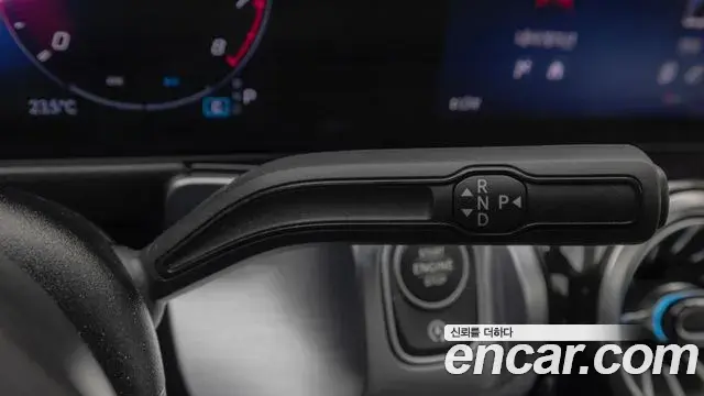 Mercedes-Benz GLB-Class 2025 — Фото 19/20