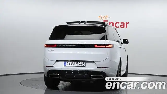 Land Rover Range Rover Sport, 2025