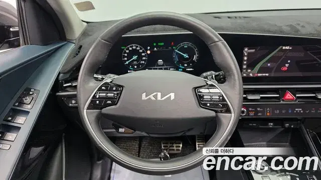 Kia Niro 2022 — Photo 13/20