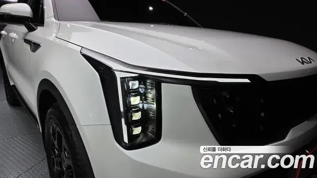 Kia Sorento 2024 — Şəkil 28/30