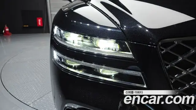 Genesis G80 2023 — Şəkil 12/33