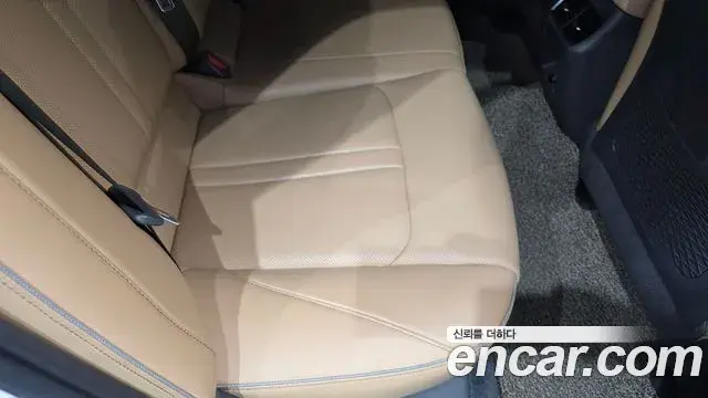 Hyundai Sonata Hybrid 2021 — ფოტო 28/36