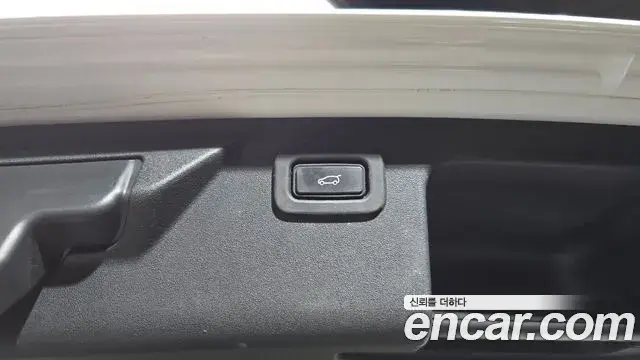 Land Rover Discovery Sport 2020 — ფოტო 27/31