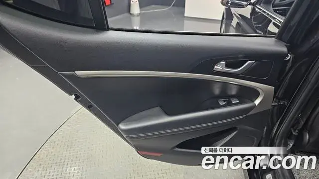 Genesis G70 2021 — Şəkil 29/30