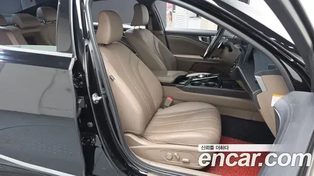 Kia K8 2021 — Şəkil 7/32