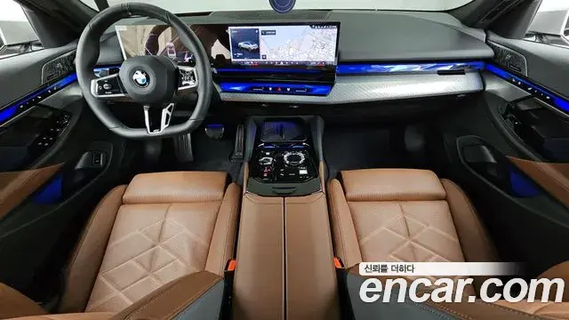 BMW 5 Series 2025 — Photo 7/20